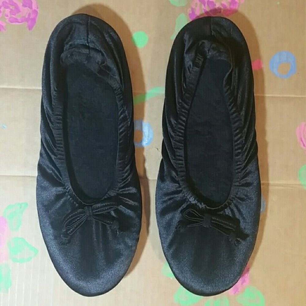 Black Satin Slippers Womens Size Medium Fits Shoe Sizes 6.5 - 7.5 - Picture 2 of 8